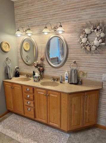 21658 E Height Of Land Drive, Detroit Lakes, MN 56501