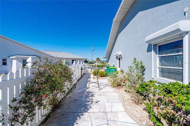 1432 RAZORBILL LANE, Punta Gorda, FL 33983