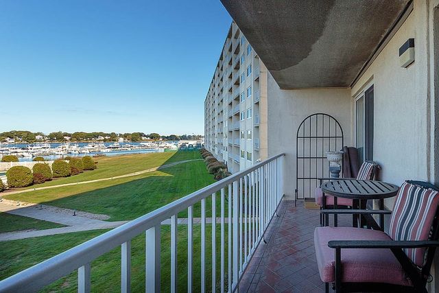 100 Cove Way 309, Quincy, MA 02169