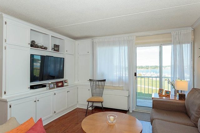 100 Cove Way 309, Quincy, MA 02169