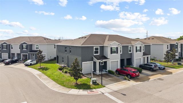 8502 FALLING BLUE PLACE, Riverview, FL 33578