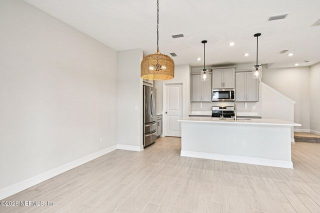 13019 HOLSINGER Boulevard, Jacksonville, FL 32256