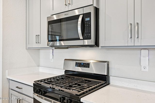 13019 HOLSINGER Boulevard, Jacksonville, FL 32256