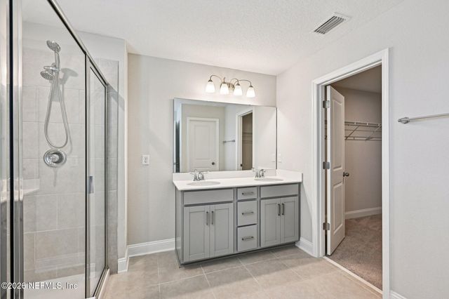 13019 HOLSINGER Boulevard, Jacksonville, FL 32256