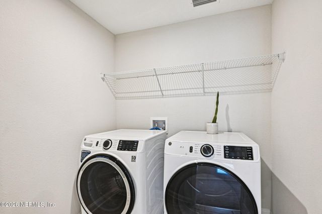 13019 HOLSINGER Boulevard, Jacksonville, FL 32256