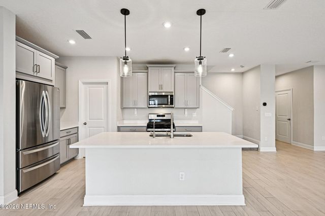 13019 HOLSINGER Boulevard, Jacksonville, FL 32256