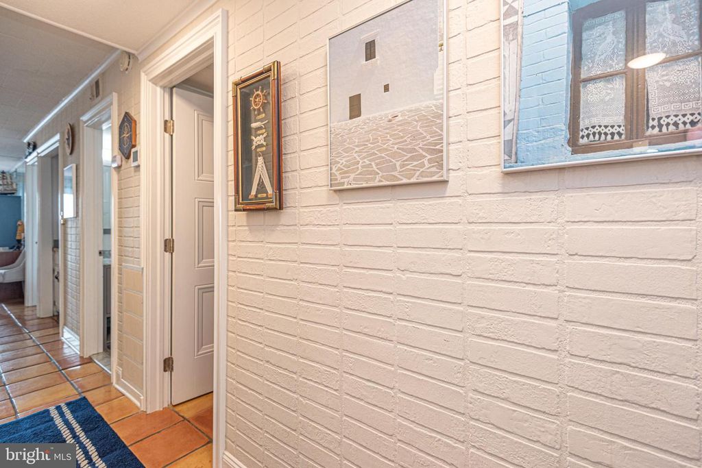 Image 18 of property listing at 413 BAYSHORE DR #201, Ocean City, MD 21842
