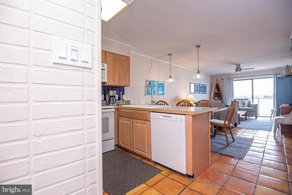 Image 22 of property listing at 413 BAYSHORE DR #201, Ocean City, MD 21842