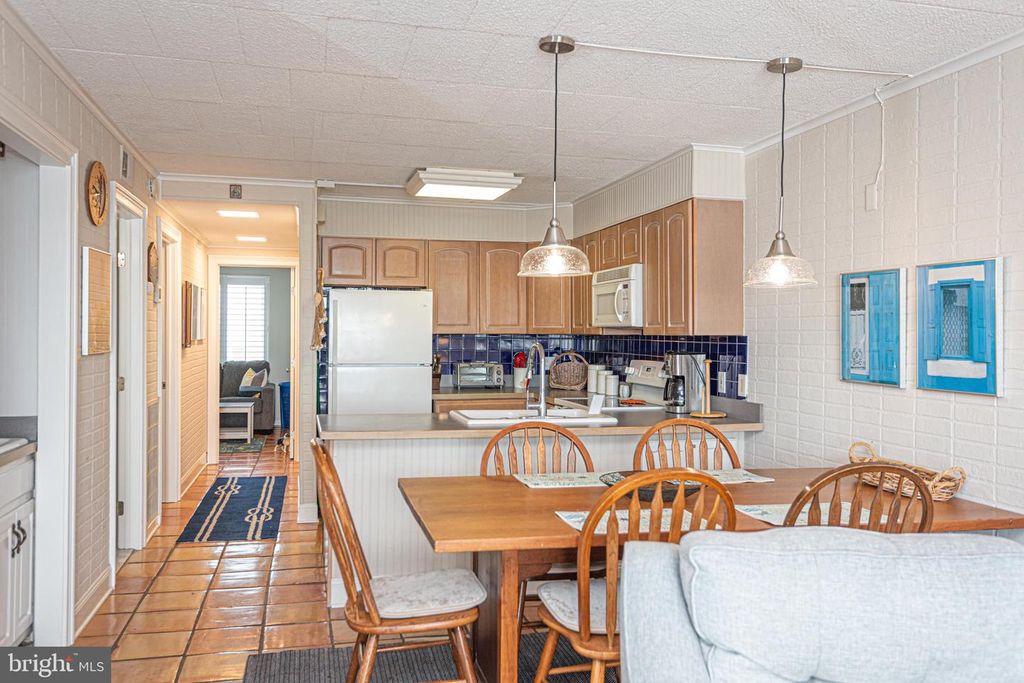 Image 37 of property listing at 413 BAYSHORE DR #201, Ocean City, MD 21842
