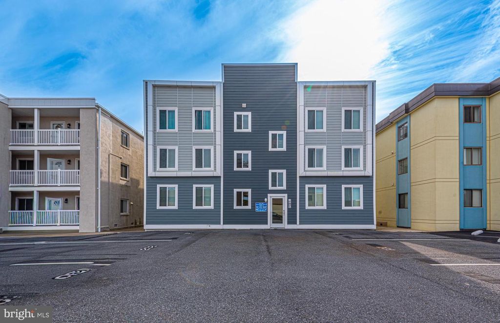 Image 39 of property listing at 413 BAYSHORE DR #201, Ocean City, MD 21842