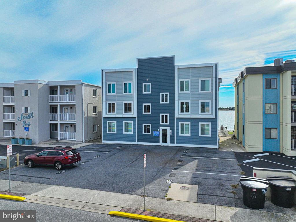 Image 40 of property listing at 413 BAYSHORE DR #201, Ocean City, MD 21842