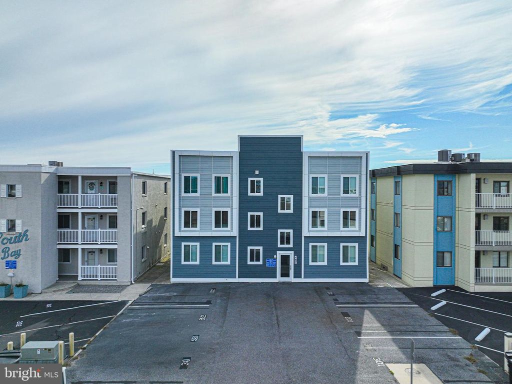 Image 41 of property listing at 413 BAYSHORE DR #201, Ocean City, MD 21842