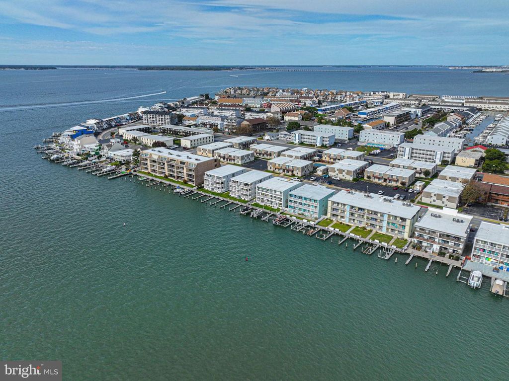 Image 47 of property listing at 413 BAYSHORE DR #201, Ocean City, MD 21842