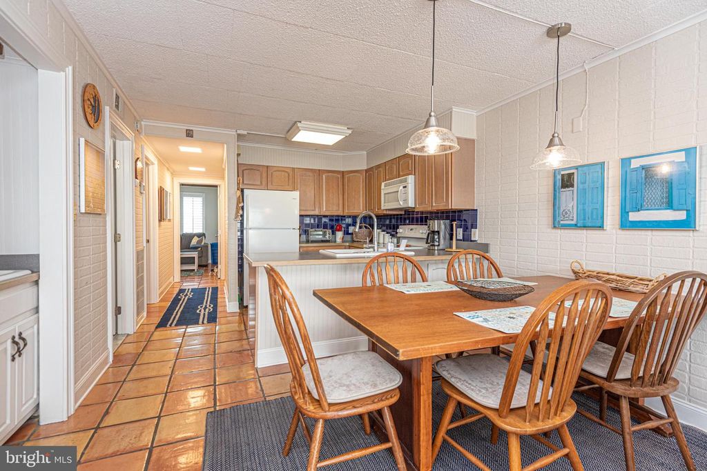 Image 5 of property listing at 413 BAYSHORE DR #201, Ocean City, MD 21842