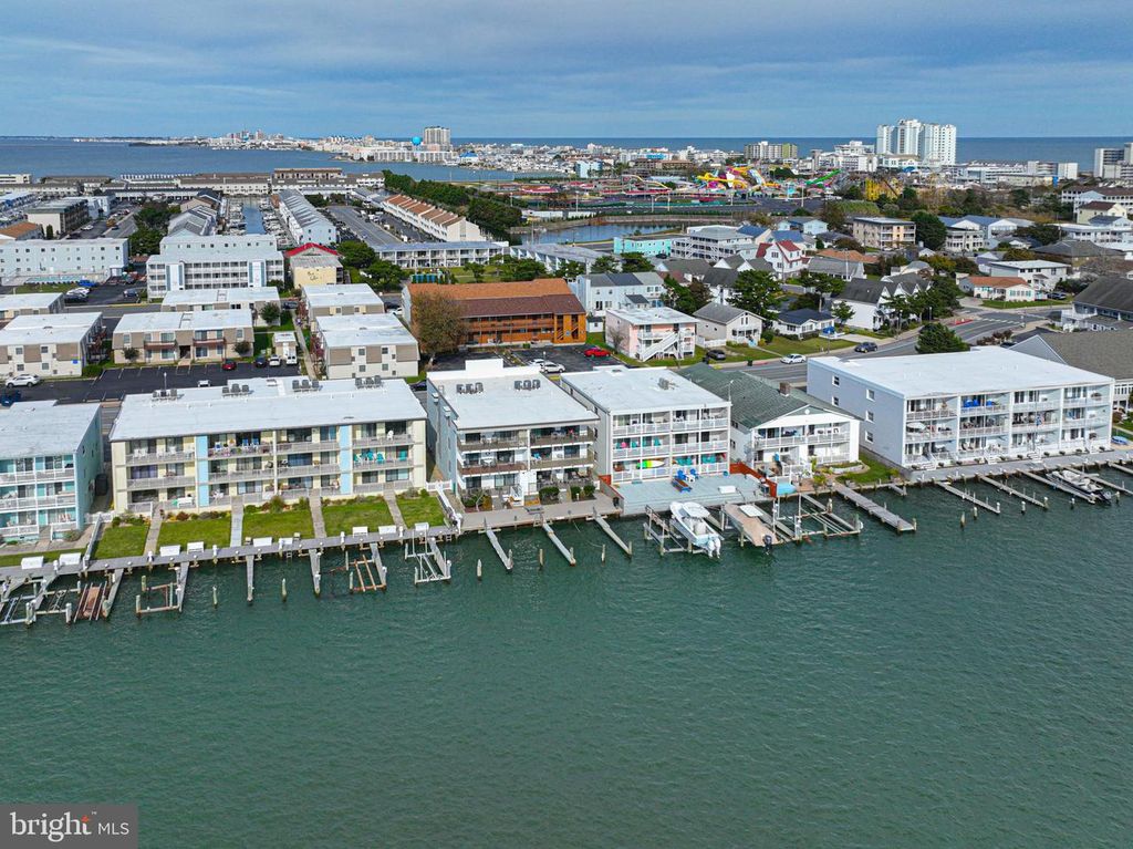 Image 54 of property listing at 413 BAYSHORE DR #201, Ocean City, MD 21842