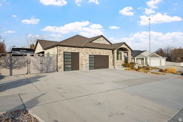 2644 W TITANS CT, South Jordan, UT 84095