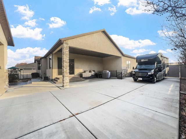 2644 W TITANS CT, South Jordan, UT 84095