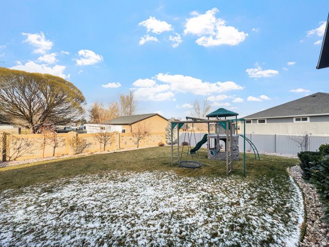 2644 W TITANS CT, South Jordan, UT 84095