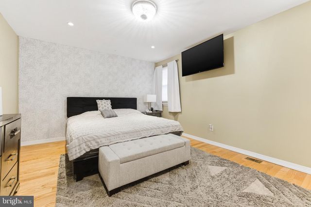 203 JONATHAN LN, Marlton, NJ 08053