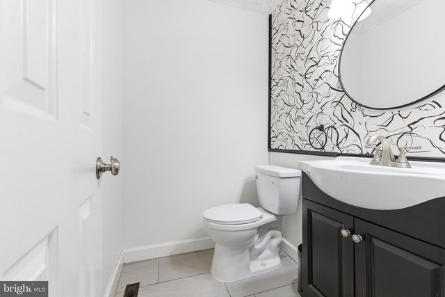 203 JONATHAN LN, Marlton, NJ 08053