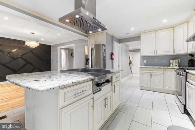 203 JONATHAN LN, Marlton, NJ 08053