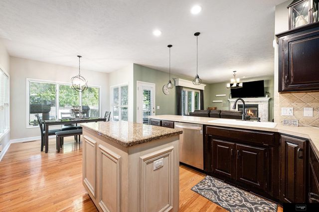 4633 N 139th Avenue, Omaha, NE 68164