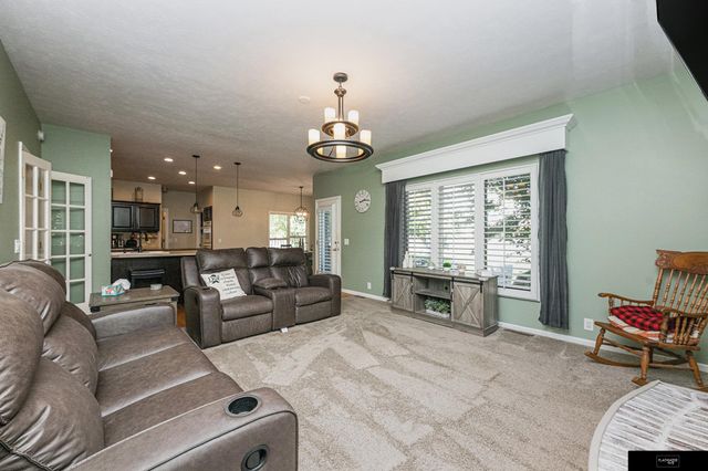 4633 N 139th Avenue, Omaha, NE 68164