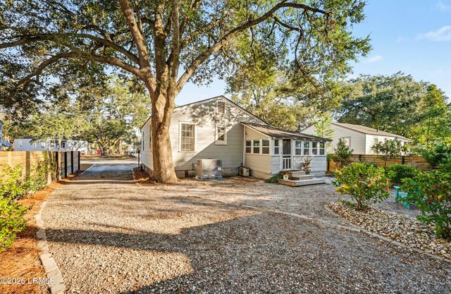 2700 North Street, Beaufort, SC 29902