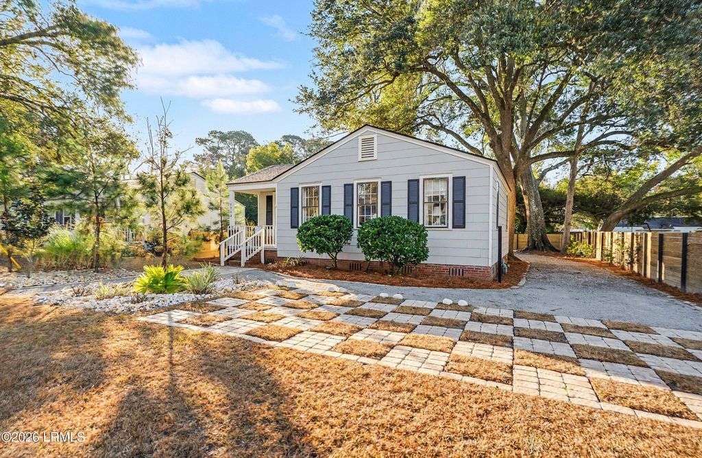 2700 North Street, Beaufort, SC 29902
