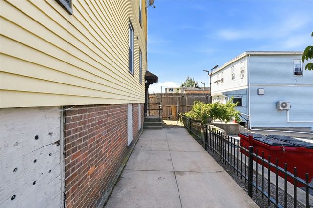 5 Peter Street 1, Providence, RI 02904