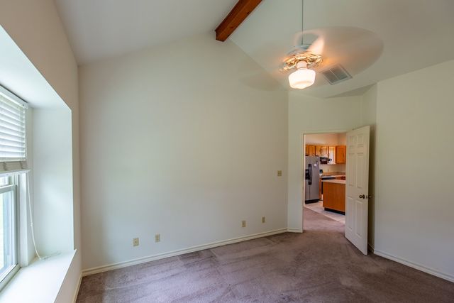 182 Glenvalley Cir, Bandera, TX 78003
