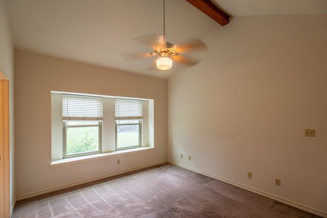182 Glenvalley Cir, Bandera, TX 78003
