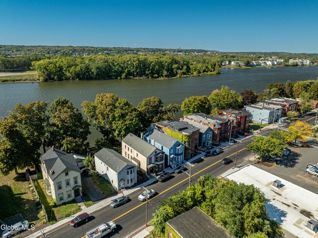 83 2nd Avenue, Troy, NY 12180