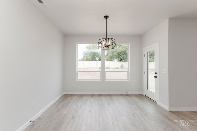 4286 E Rincon Dr, Meridian, ID 83642