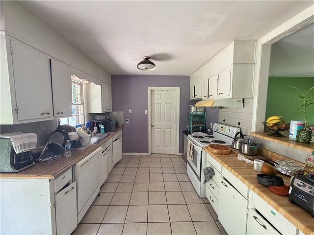 3164 Moss Oak Drive, Atlanta, GA 30340