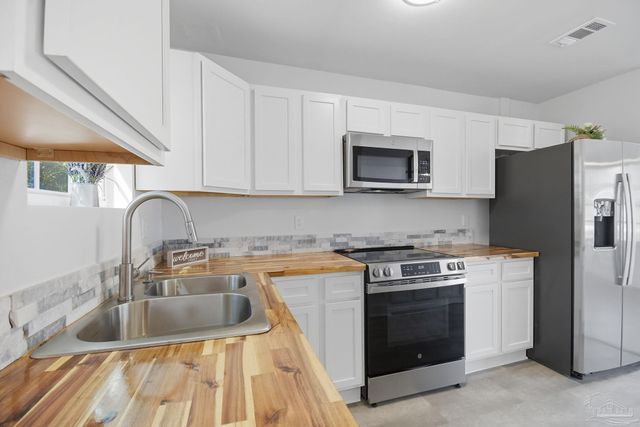 636 Elite Rd, Pensacola, FL 32507