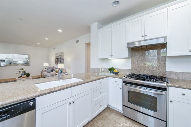 59 City Stroll, Irvine, CA 92620