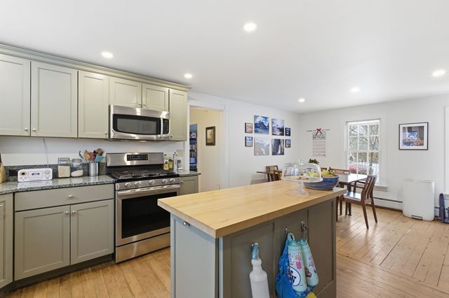 4946 South Road, Woodstock, VT 05071