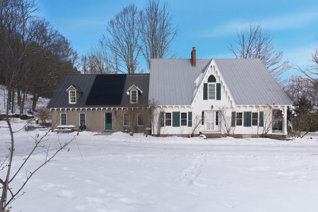 4946 South Road, Woodstock, VT 05071