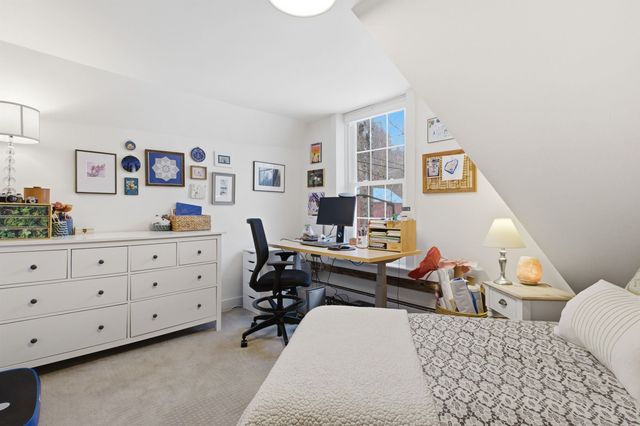 4946 South Road, Woodstock, VT 05071