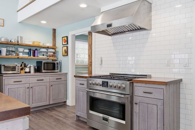 4946 South Road, Woodstock, VT 05071