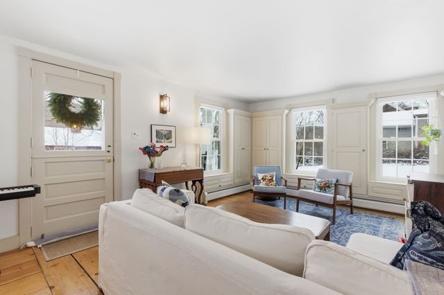 4946 South Road, Woodstock, VT 05071