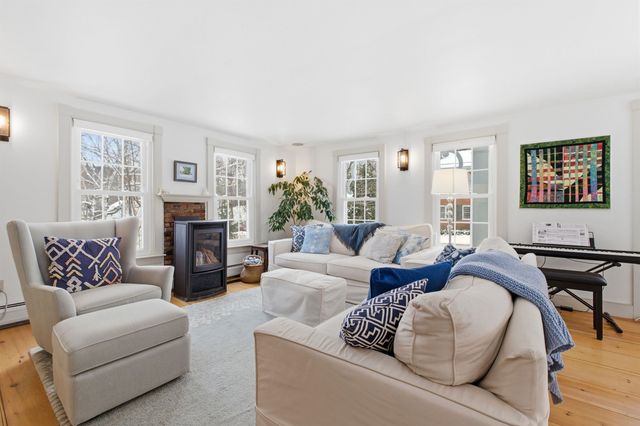 4946 South Road, Woodstock, VT 05071