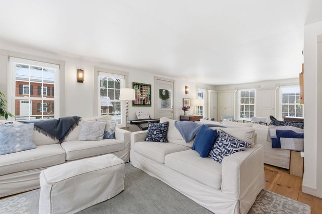 4946 South Road, Woodstock, VT 05071