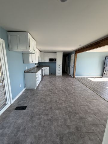 4973 Awalt Rd, Tullahoma, TN 37388