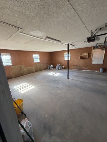 4973 Awalt Rd, Tullahoma, TN 37388