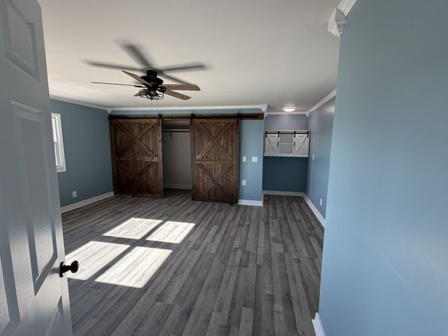 4973 Awalt Rd, Tullahoma, TN 37388