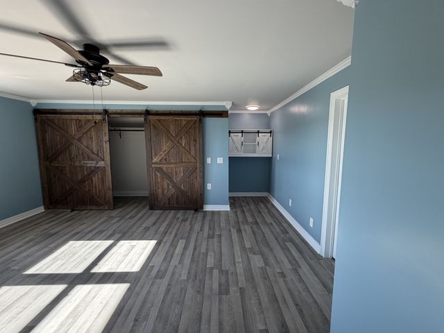 4973 Awalt Rd, Tullahoma, TN 37388