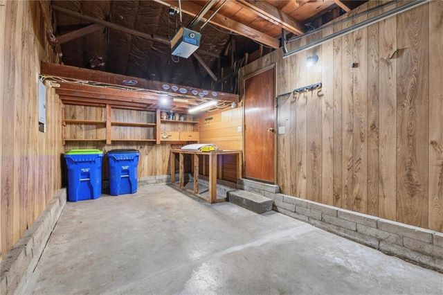 6717 W 79th Street, Overland Park, KS 66204