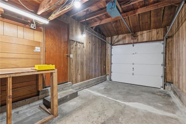 6717 W 79th Street, Overland Park, KS 66204